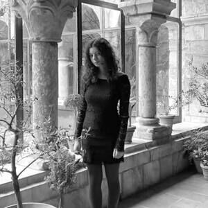 Meet your Posher, Isabella